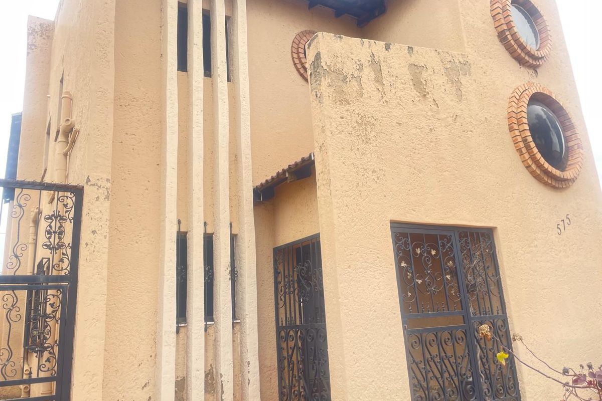 Spacious Three-Bedroom Family Home with Flatlet and Excellent Amenities - Photo 5