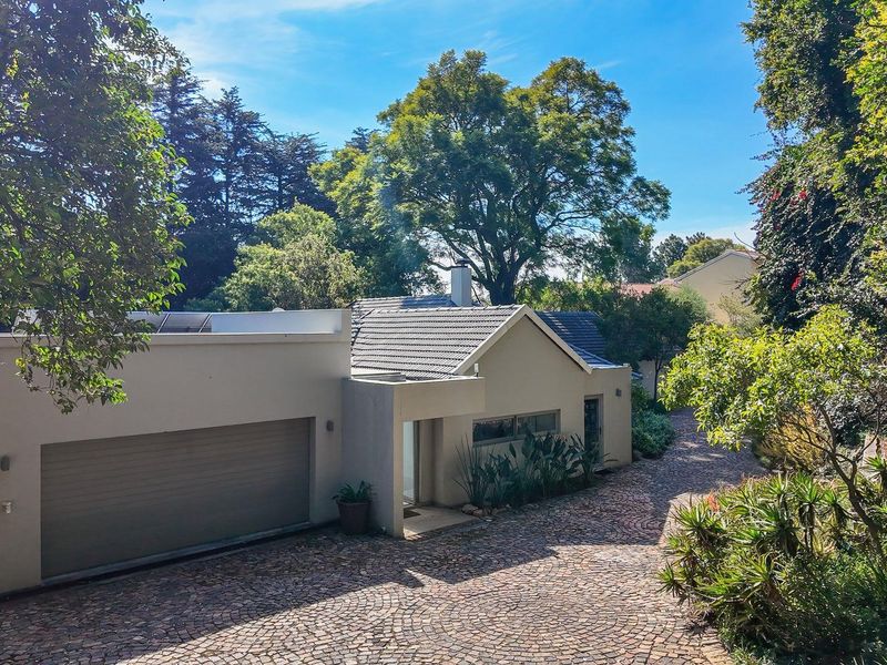 3 bedroom fully furnished home in Benmore Gardens - Photo 1