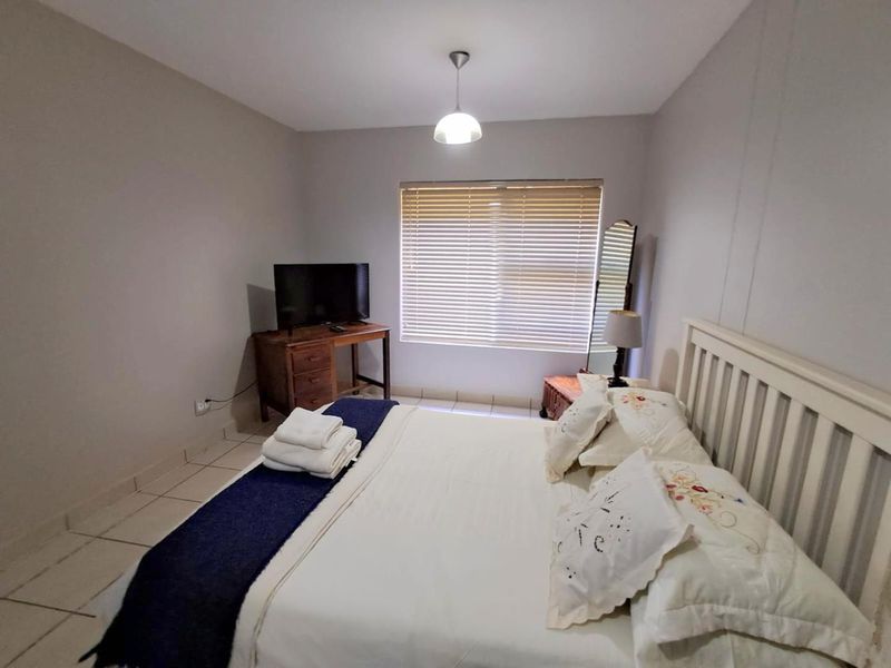 One Bedroom Apartment - Fully furnished, no PETS, no CHILDREN, IDEAL FOR ONE PERSON - Photo 10