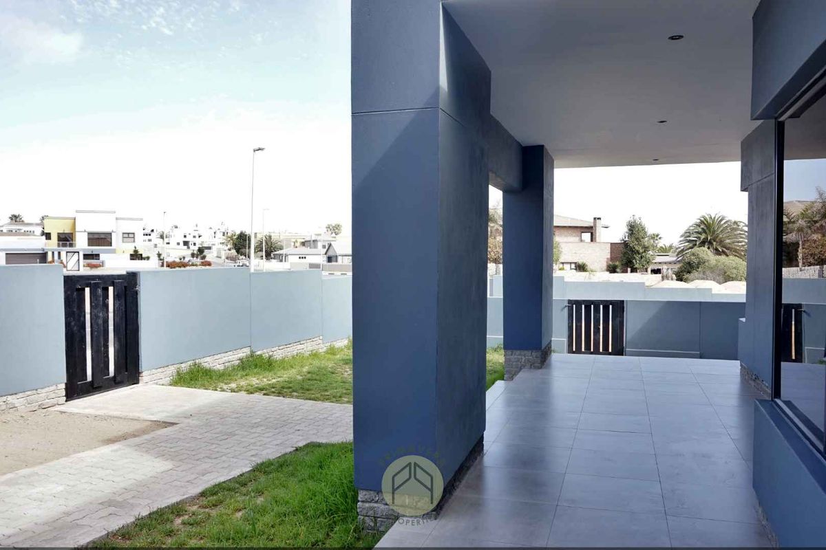 3 Bedroom House FOR SALE in Extension 14, Swakopmund - Photo 3