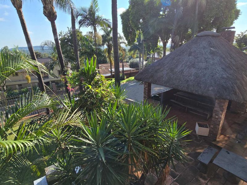 Double Storey Family home with Flatlet & Pool In Sinoville above Braam Pretorius - Photo 3