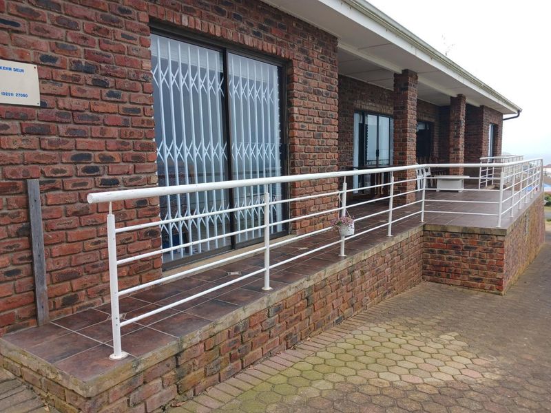 Facebrick Gem with stunning Ocean views. - Photo 9