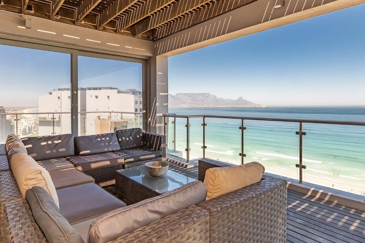 A rare opportunity to own one of Blouberg’s most exclusive penthouses. - Photo 2