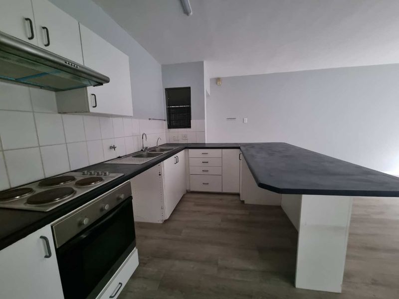 Ground floor Apartment to Let - Photo 7