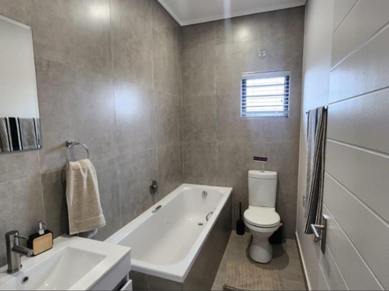 "Experience Luxury Living in Alberton – Contact Us Today!" - Photo 6