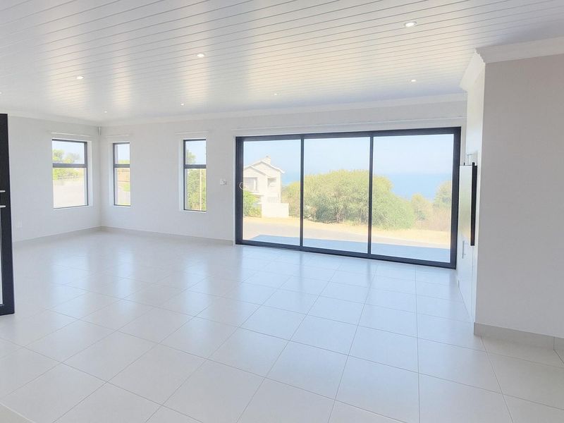 Beautiful 3 Bedroom House for Sale in Dana Bay - Photo 7