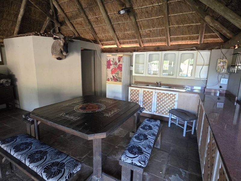 3 Bedroom Family Home in Melodie Hartbeespoort - Photo 7
