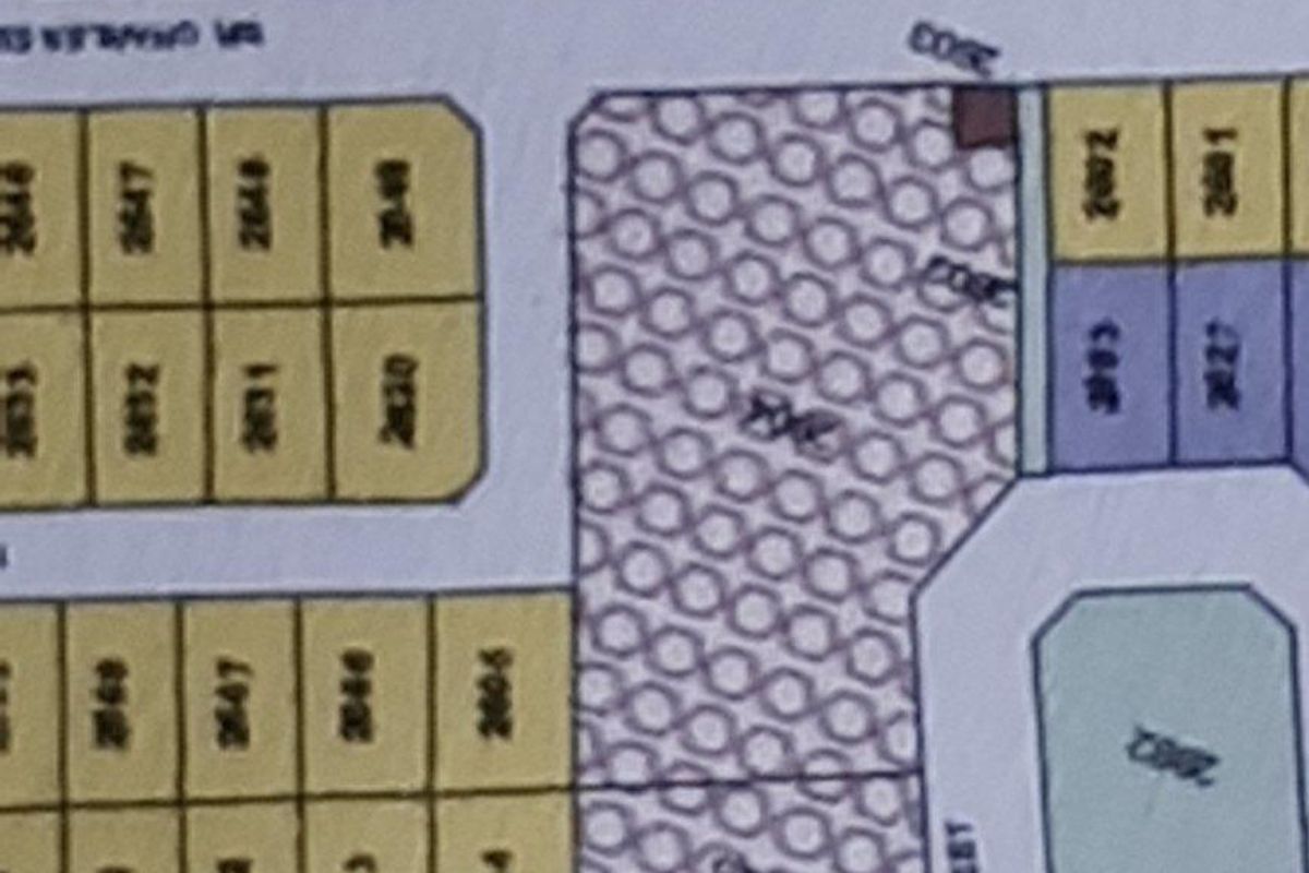 Huge price drop...plans available for a retirement village! - Photo 5