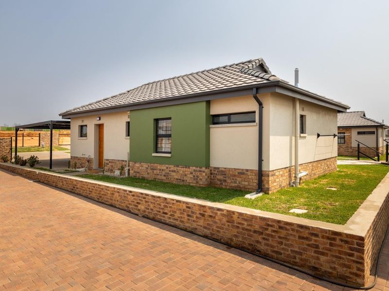 3 Bedroom House at Lion Pride Lifestyle Estate - Photo 2