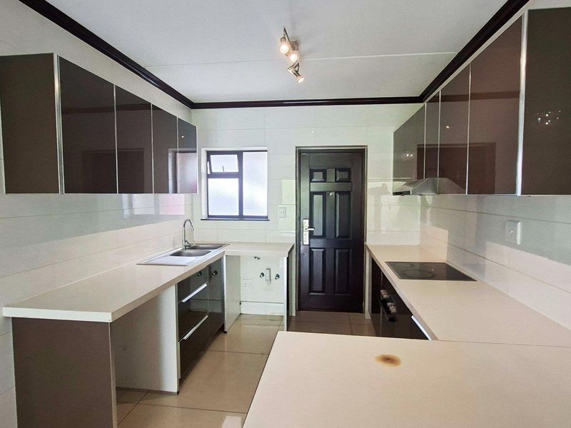 2 bed, 1 Bath Ground Floor apartment for sale in the Heart of Craigavon - Photo 2