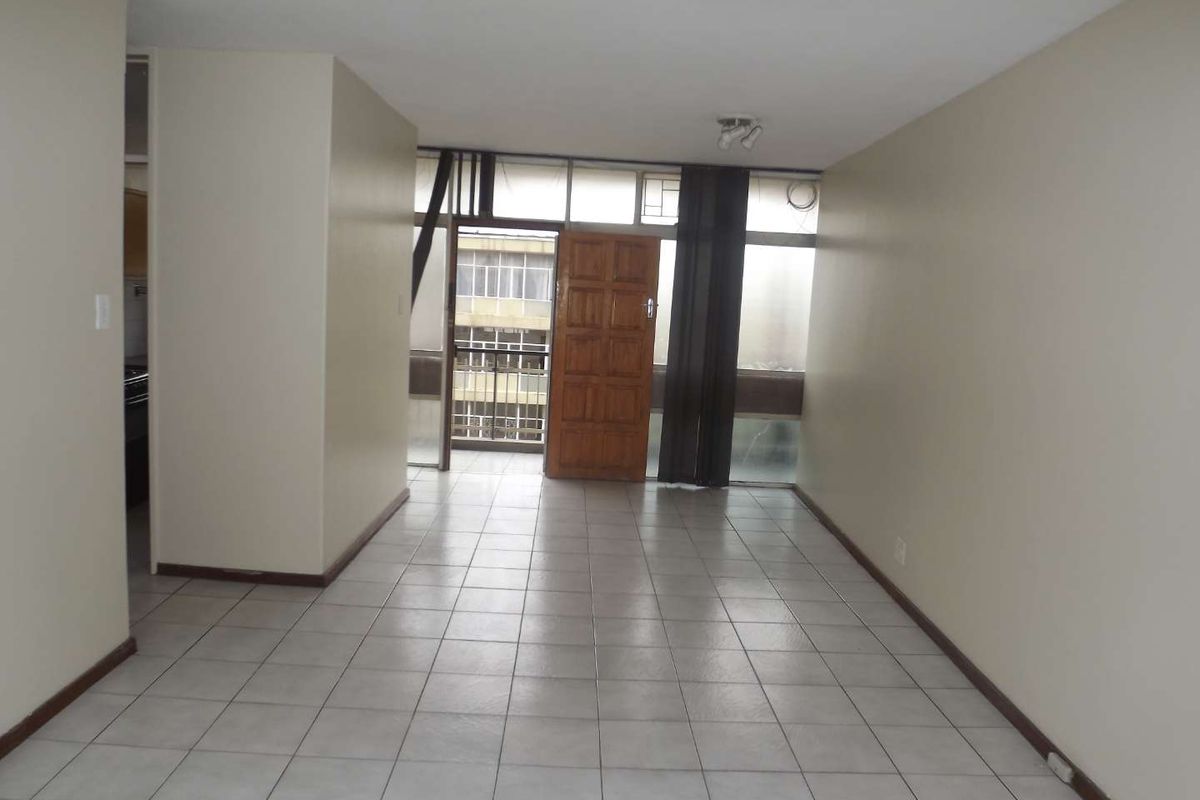 Spacious 1 Bedroom Apartment Available for Rent - Photo 2