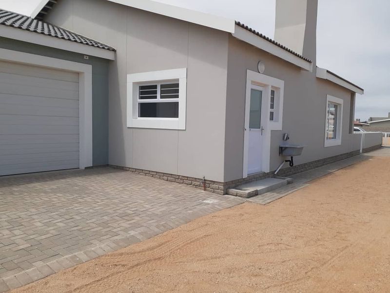 MODERN NEWLY BUILT HOME FOR SALE IN HENTIES BAY - Photo 6