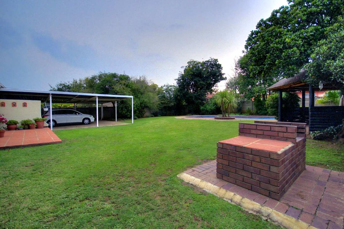 Excellent neighborhood! - Photo 5