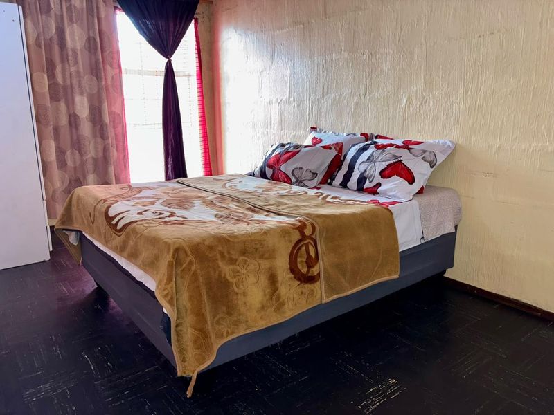 Three bedroom family home for sale in Tafelsig - Photo 6