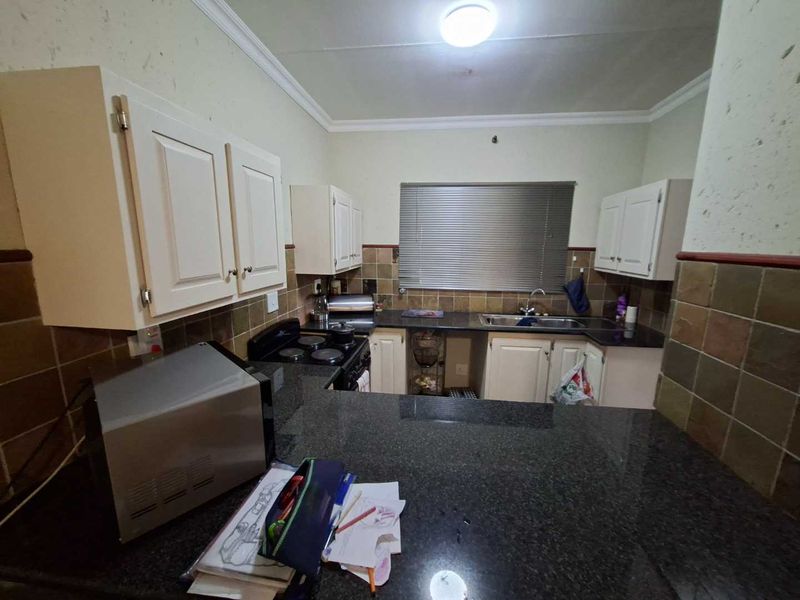 NEAT, QUAINT AND JUST FOR YOU! - Photo 8