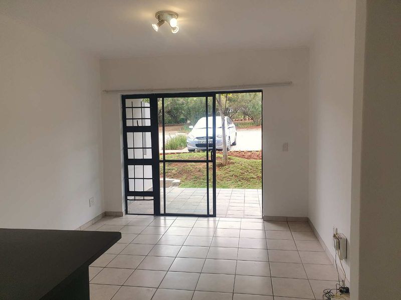 Tranquil Retreat with Premier Amenities - Photo 6