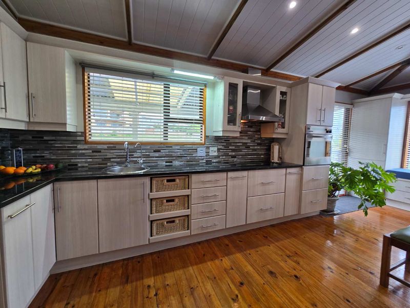 Double-Storey Nutec home for sale in Stilbaai-Wes. - Photo 3
