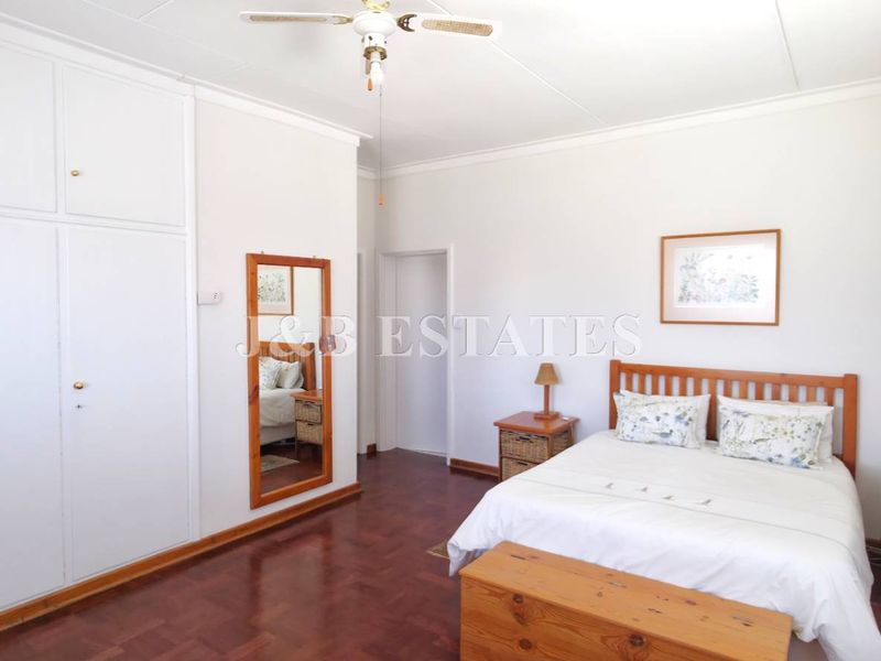 Family House With Flatlet - Photo 9