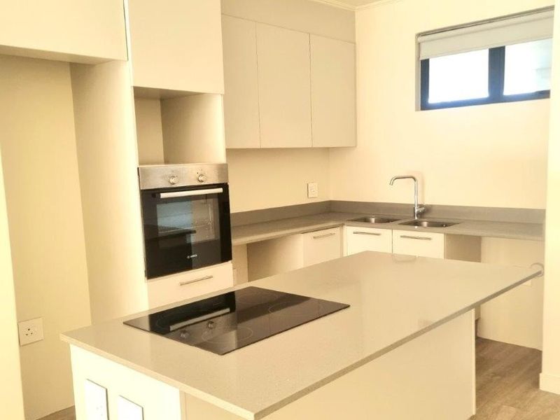 Modern 2 Bed, 2 Bath Apartment In Secure Retirement Estate - Photo 5