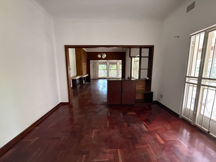 Property #2460905, House Rental Monthly in Menlo Park