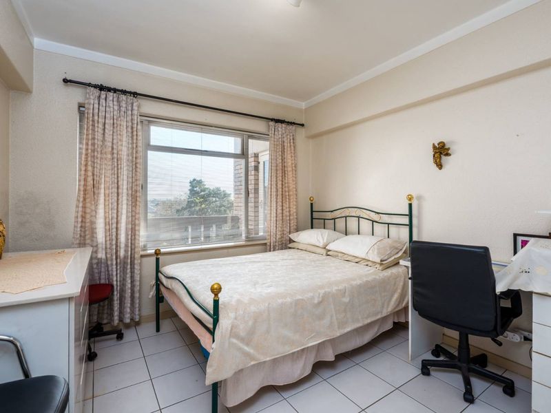 Comfortable 3 bedroom apartment with balcony - Photo 10