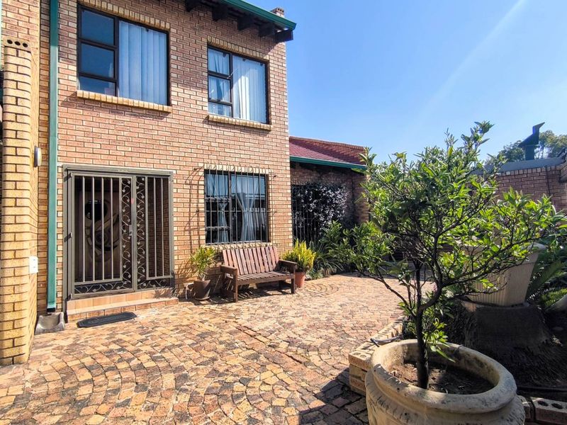 Facebrick Fantasy! - Photo 4