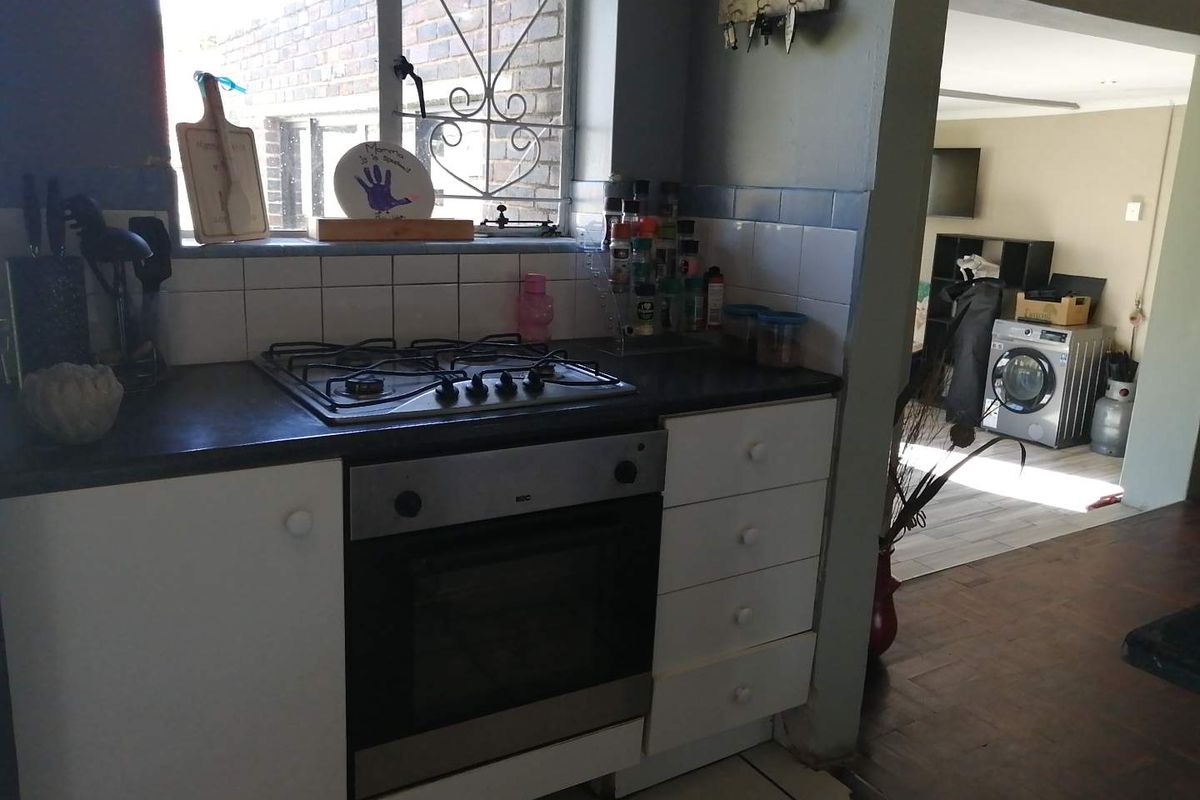 Well priced starter home - Photo 4
