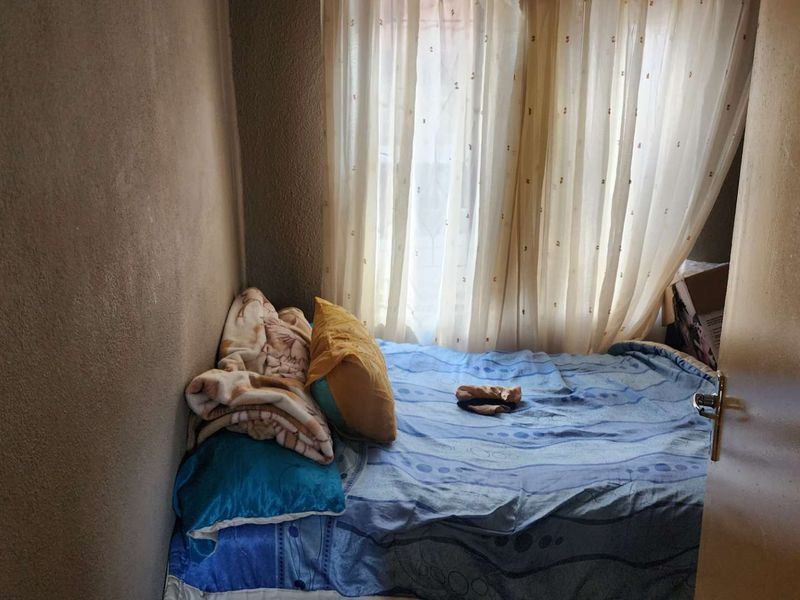 Your Perfect Starter Home Awaits - Photo 7