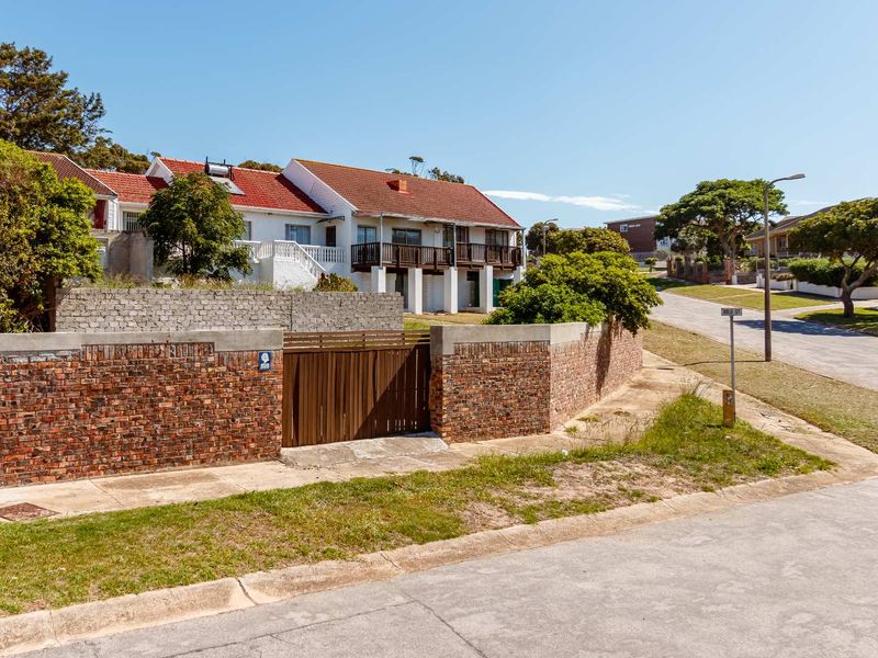 5 Bedroom House for Sale in Adcockvale - Photo 2