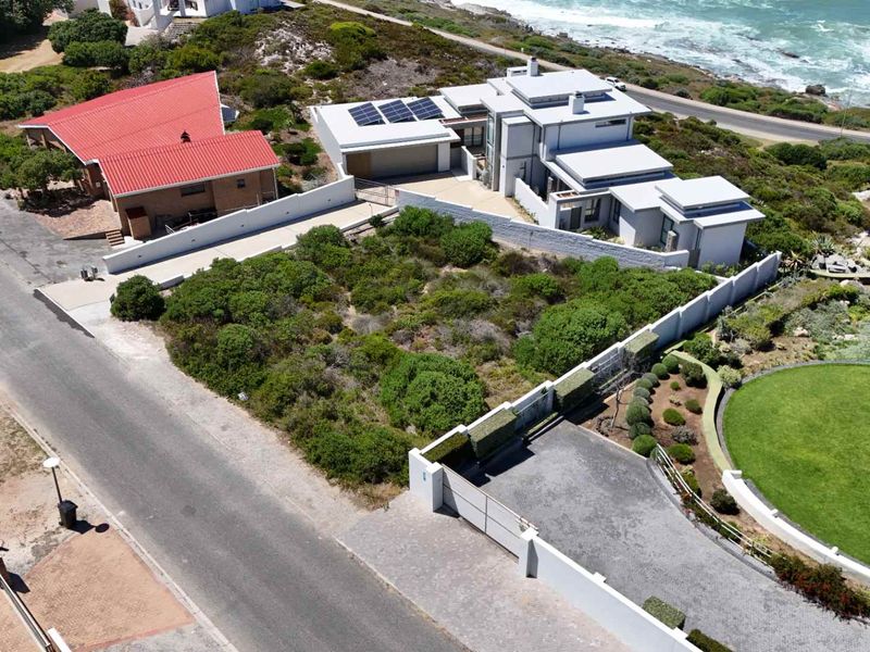 VACANT LAND - Minutes from the sea - Photo 9