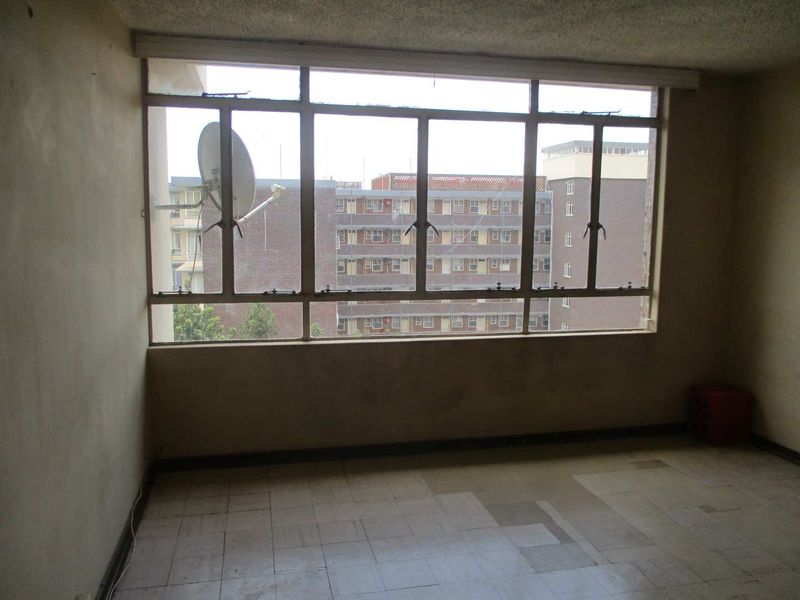 A SPACIOUS BACHELOR FLAT TO RENT IN SUNNYSIDE - Photo 5