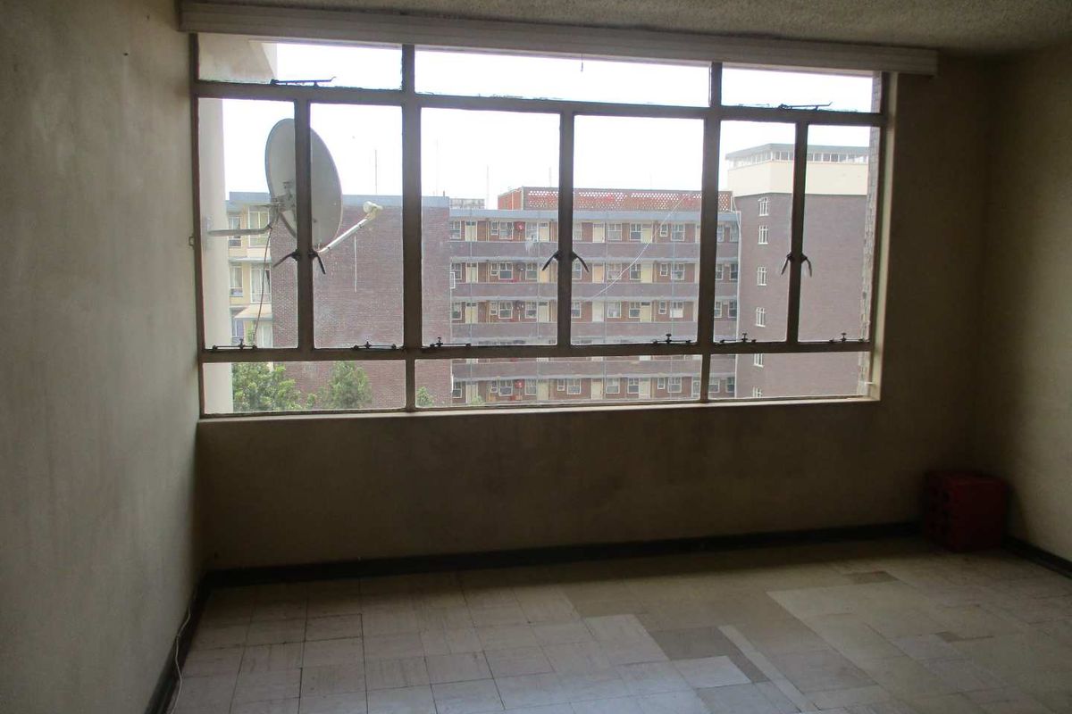 A SPACIOUS BACHELOR FLAT TO RENT IN SUNNYSIDE - Photo 5