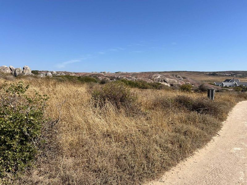 Elevated Lagoon-Views in Lifestyle Estate - Photo 4