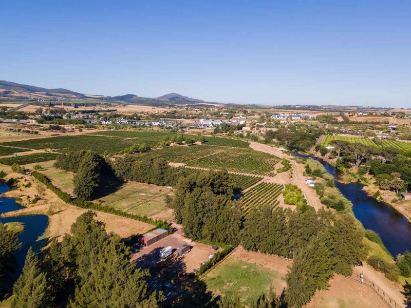 Build a 27 Hectare Legacy Estate on a Scenic Winelands Landscape at Val de Vie Estate - Photo 7