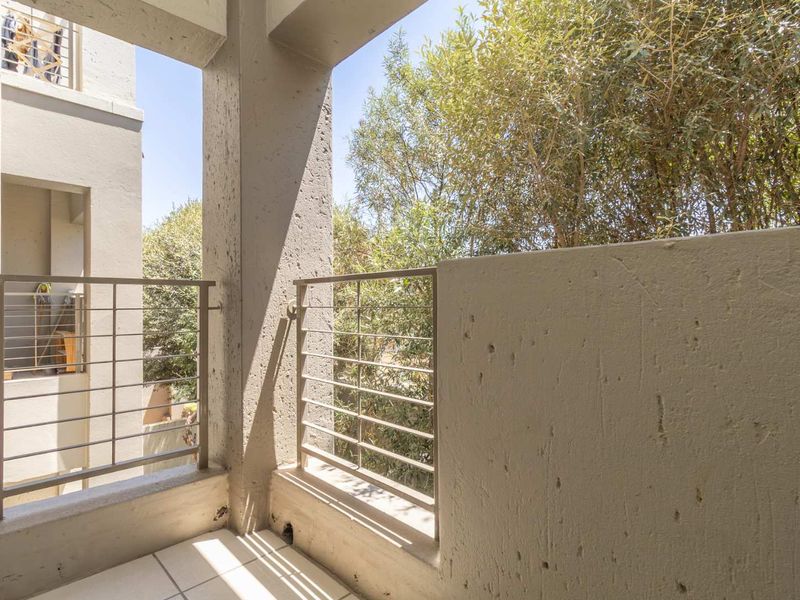 Studio Apartment for Lifestyle and Value - Photo 10