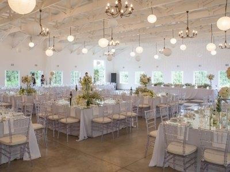 Invest in a beautiful wedding venue. R2 million worth of renovations done - Photo 8