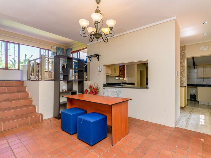 Hendra - Spacious Split-Level Home In Glen Hills - Photo 8