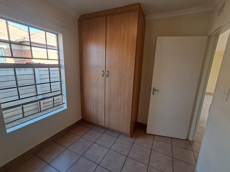 3 Bedroom House Not To Be Missed - Photo 8