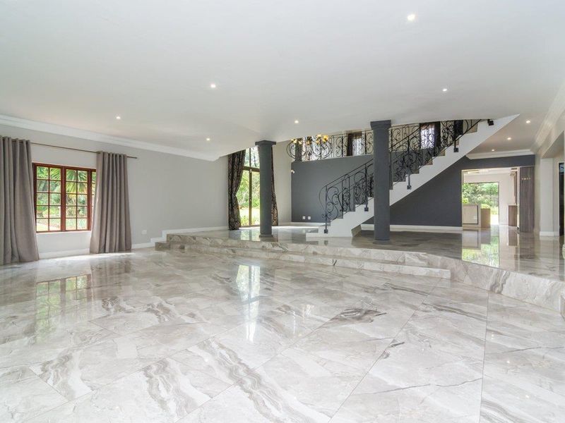 Step Into Luxury Living - Photo 8