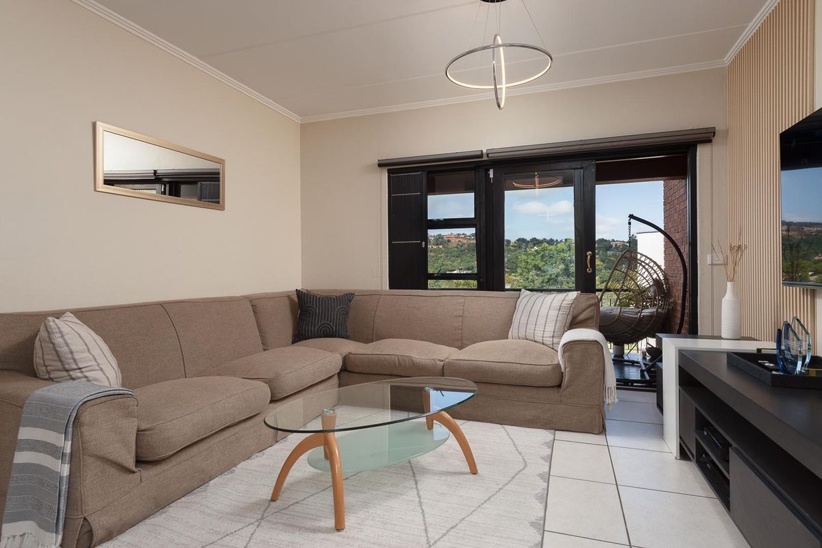 2 Bedroom Ground-floor Unit in Bakara-Glenvista with Stunning Views - Photo 2