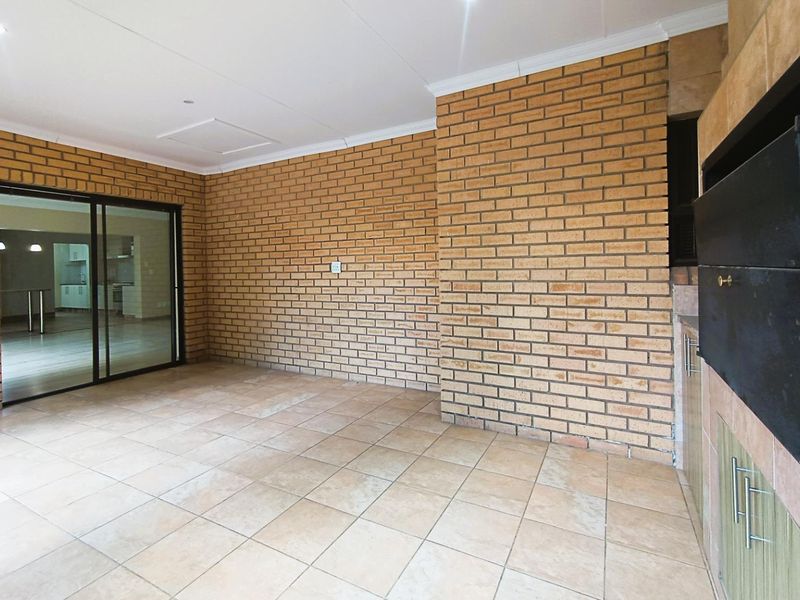 Elegant Double-Storey Townhouse with Space, Style and Sustainability - Photo 9