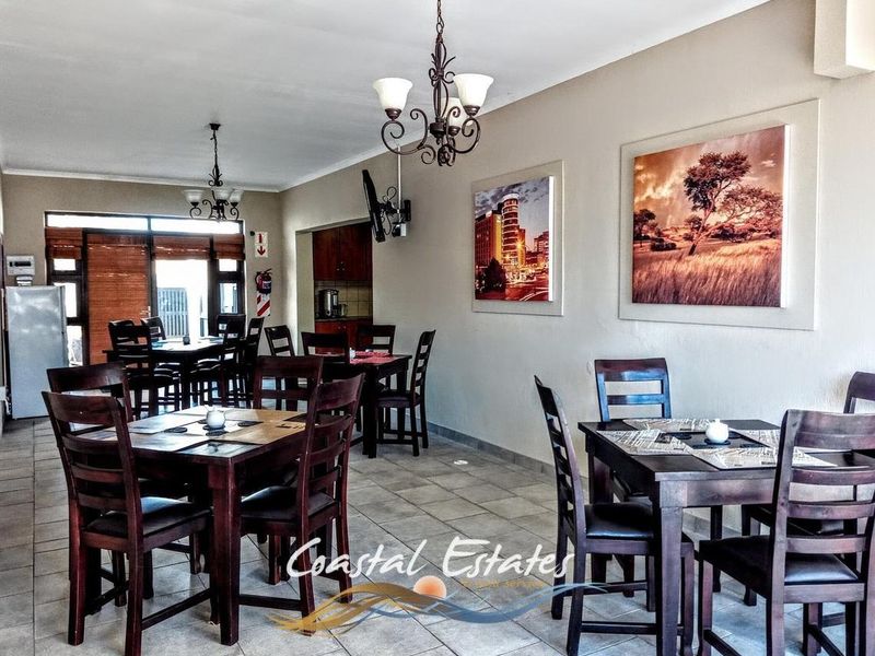 9 Bedroom Guesthouse with a Sea View in Swakopmund Central - Photo 9