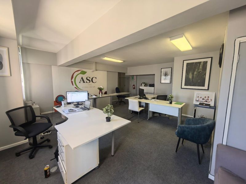 280m2 Office space West Way Centre - Photo 4