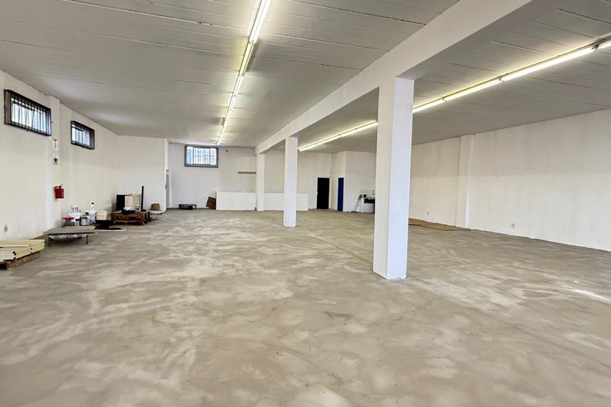 Mixed Use Commercial Space - Photo 2