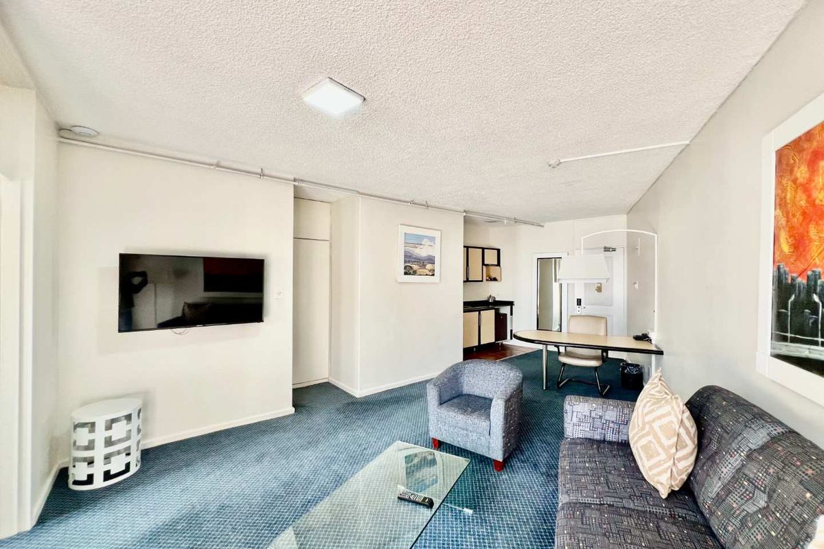 Prime Braamfontein Suite: Your Investment Goldmine - Photo 4