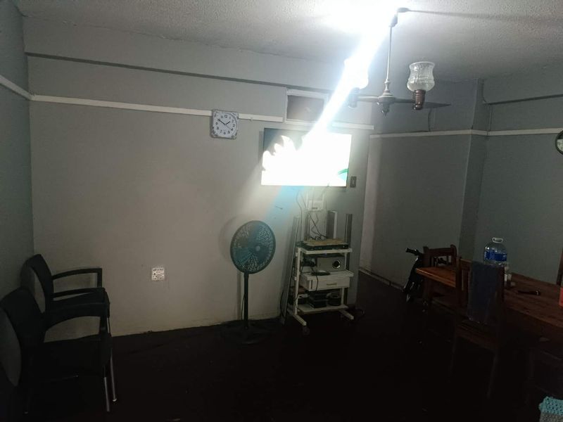 🏖️ 2-Bedroom Apartment for Sale in South Beach, Durban – Prime Investment Opportunity - Photo 4