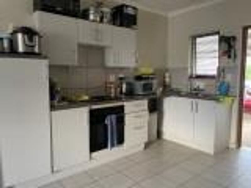 🏡Home for Sale – Osona (Extension 3) | N$905,000 (cost Excluded) - Photo 4