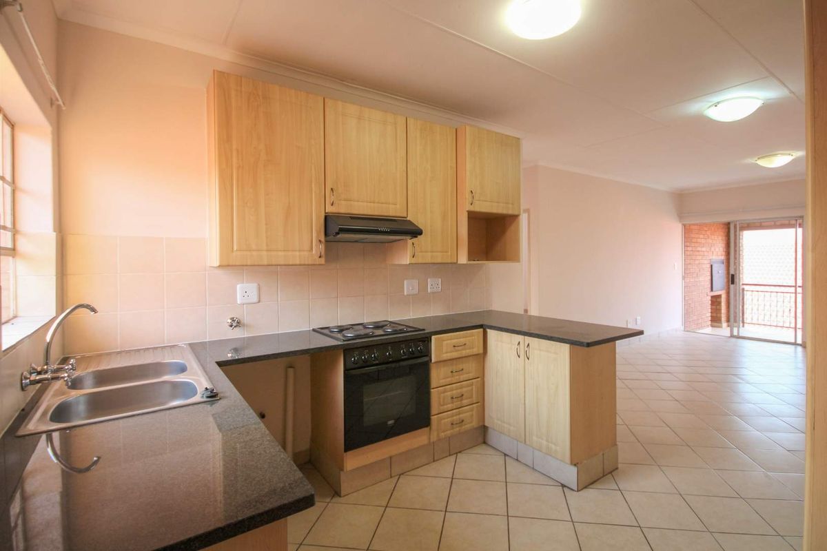 Welcome to Hazeldean - 2 Bedrooms/ 2 Bathrooms/ 1 Garage - Second Floor Unit! - Photo 5