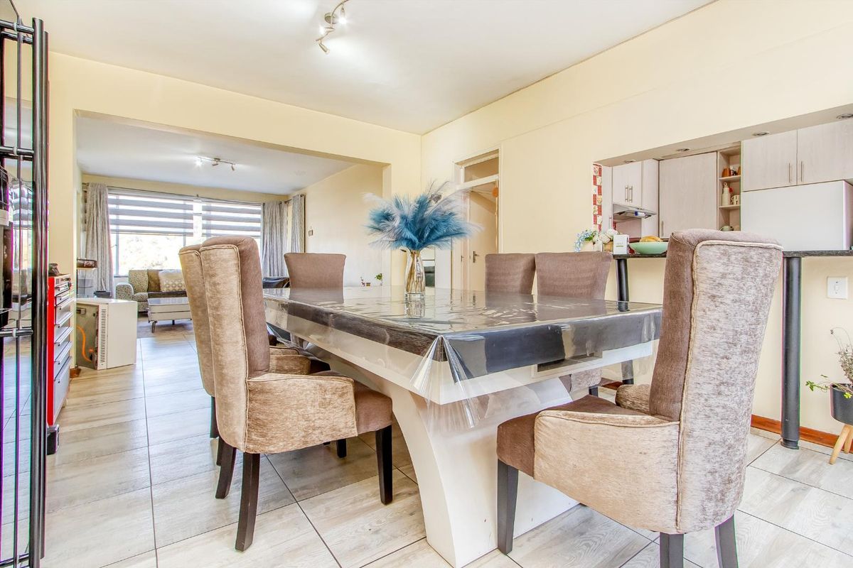 Spacious 2 Bedroom,2 Bathroom apartment in Killarney - Photo 2