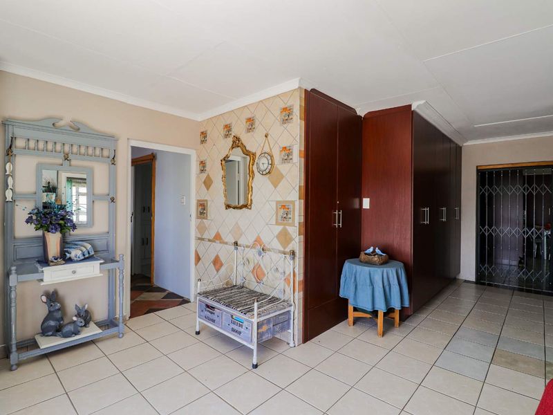 Stunning Home in Vogelsang Landgoed, Island View, Mossel Bay - Photo 4